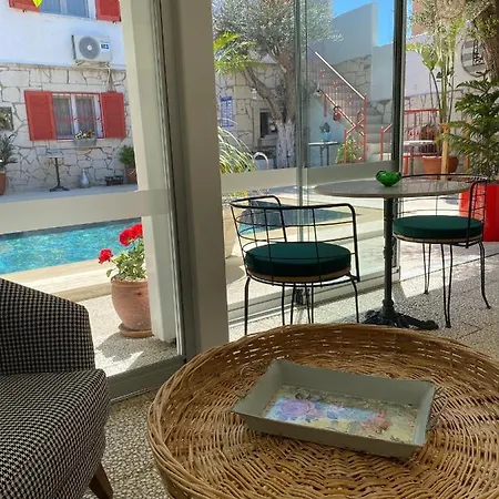 Bademıçı Otel Alaçatı