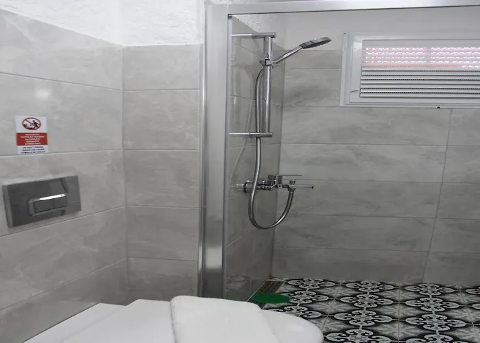 فندق Bademici