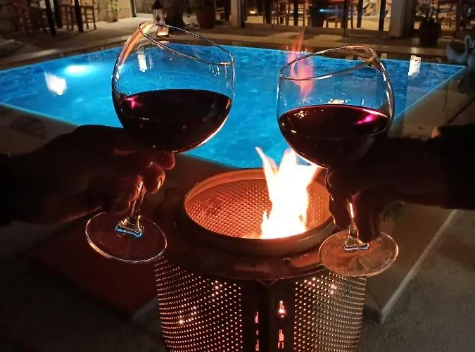 Bademici Ξενοδοχείο *